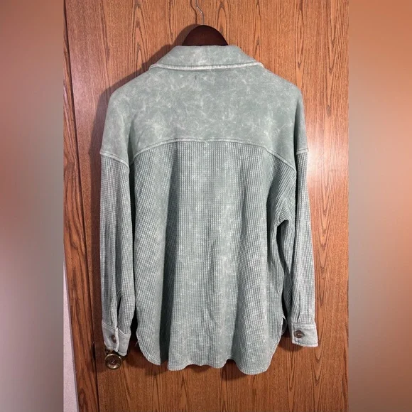 Flowy Acid Washed Waffle Knit Boho Button Up - Picture 5 of 5